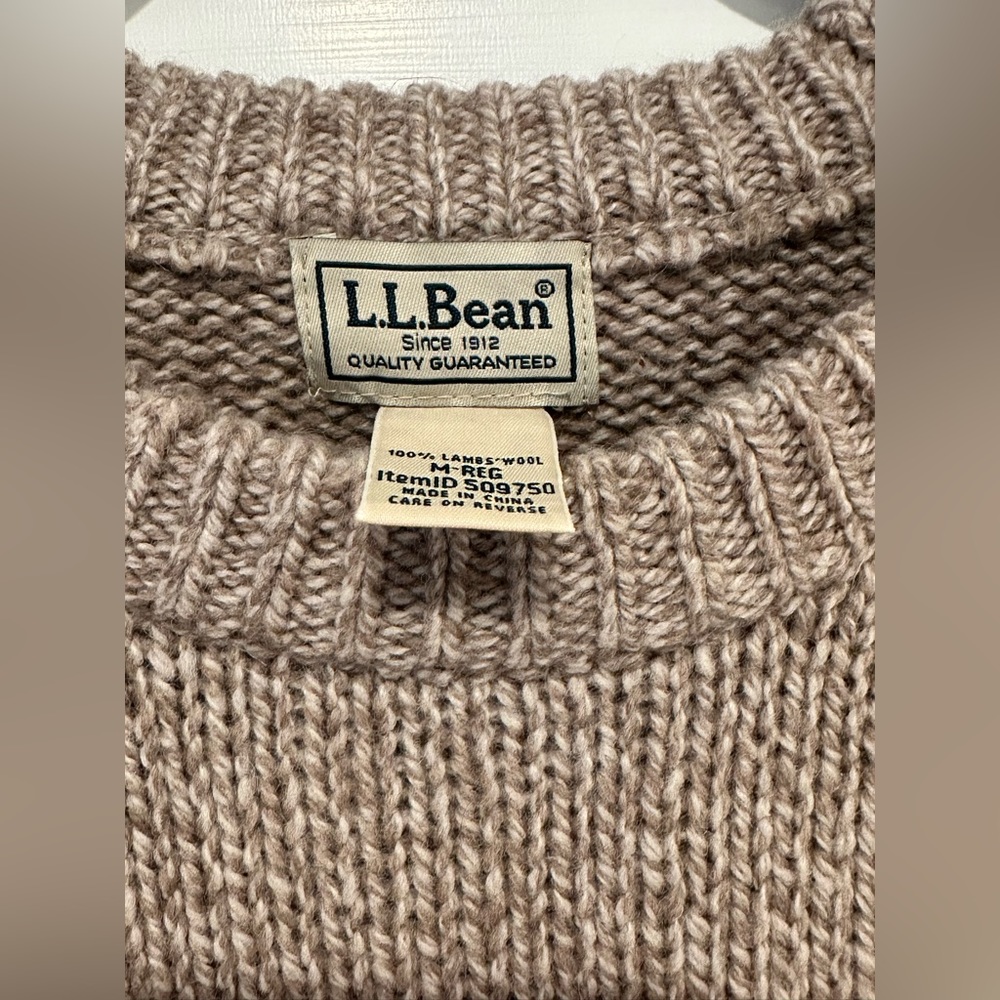 L.L bean Wool Tan Marled / Oatmeal Pullover Sweater, thick knit, medium - Picture 6 of 8